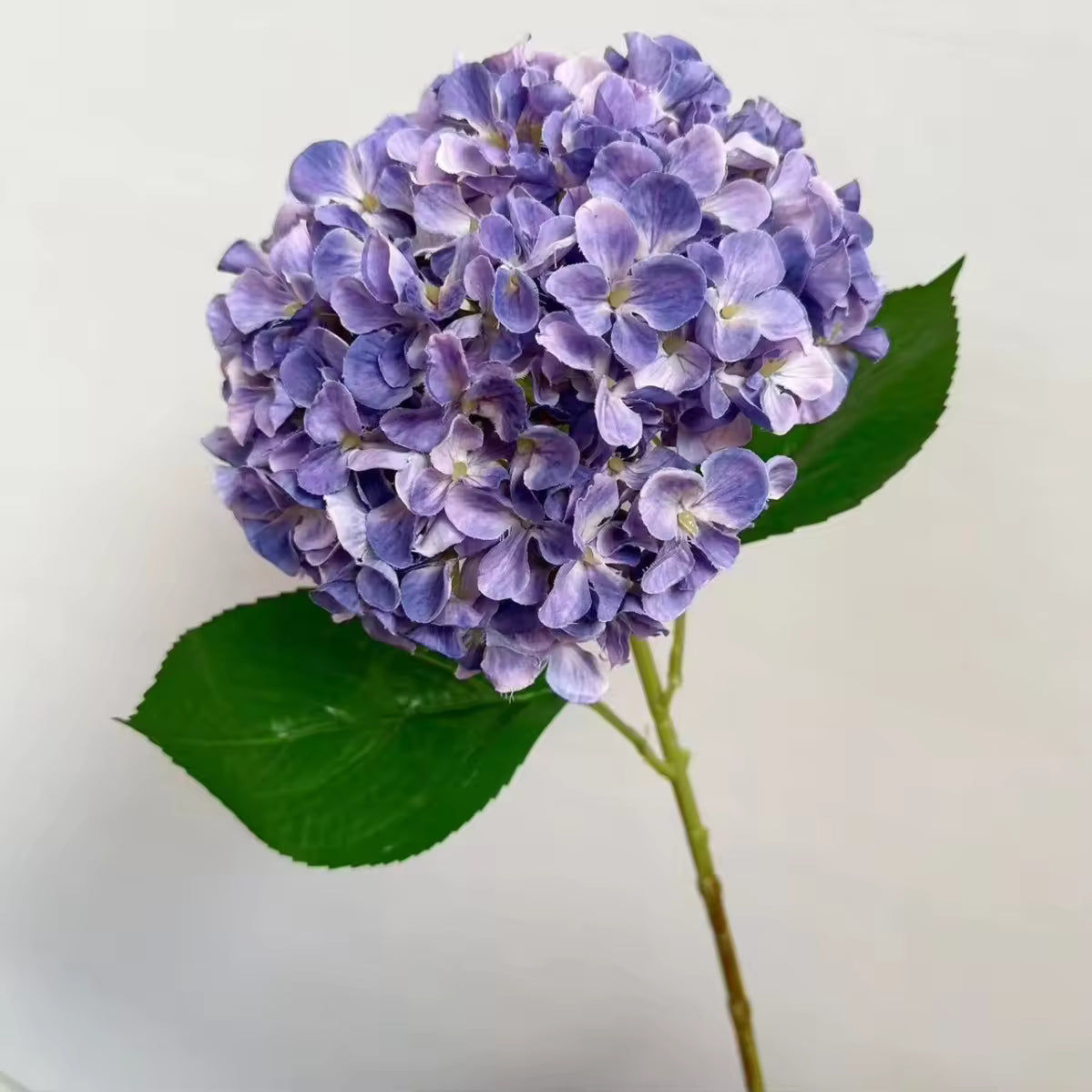 Realistic Artificial Hydrangea Stem