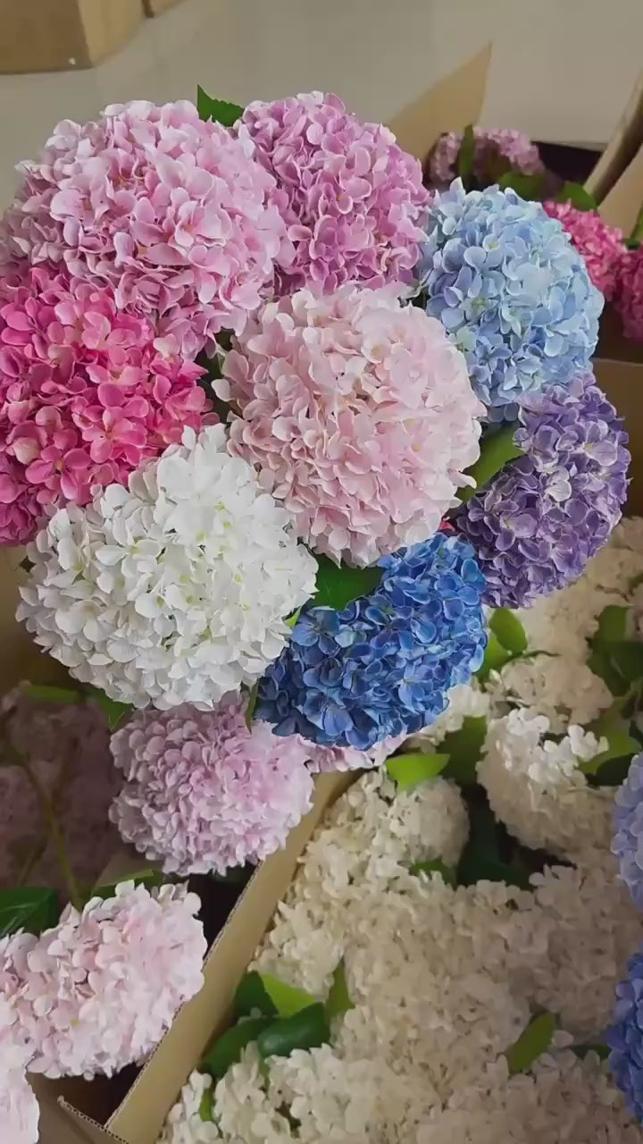 Realistic Artificial Hydrangea Stem